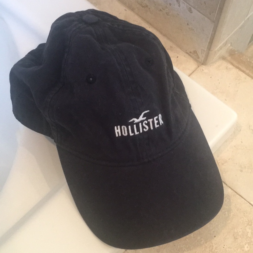 Hollister soft adjustable baseball hat